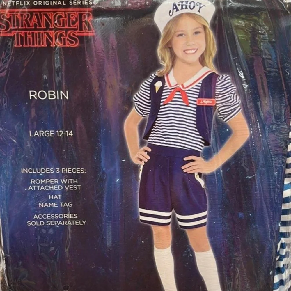 Kid's Robin Scoops Ahoy Costume. Stranger Things Costume - Picture 3 of 3